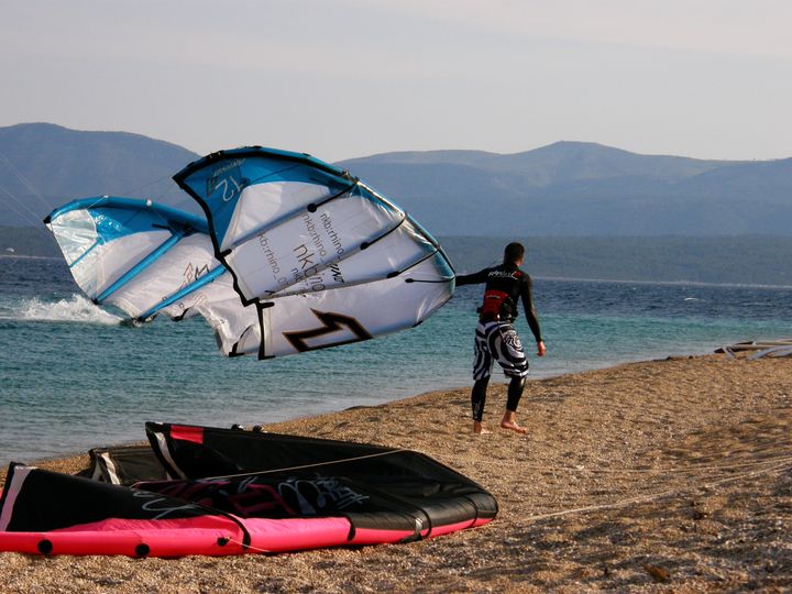 Kitesurfing in Bol, Brač